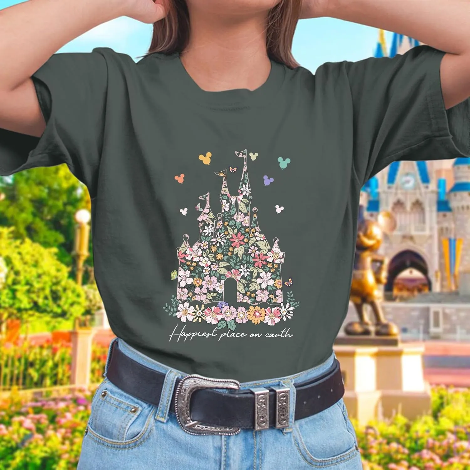 Bobeutou Magic Kingdom Shirts for Women Floral Castle Graphic T Shirt Flower Holiday Vacation Shirt Funny Cute Tee Tops