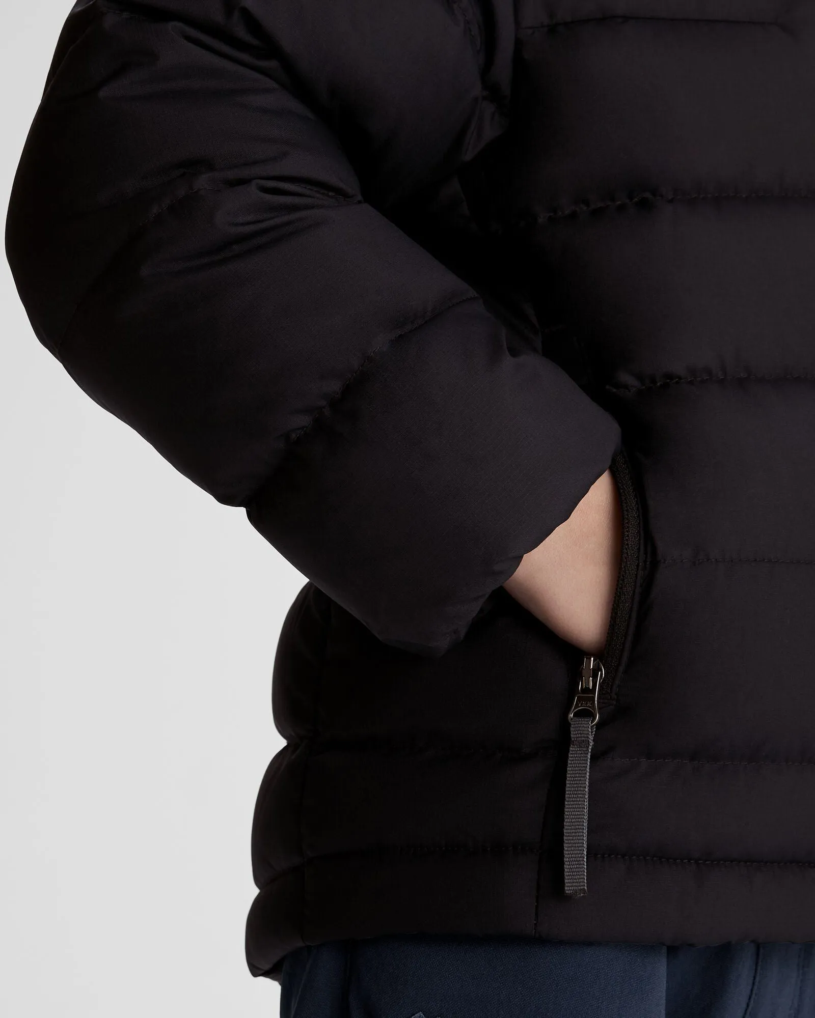 Kids' Epiq Down Jacket - Black/Black