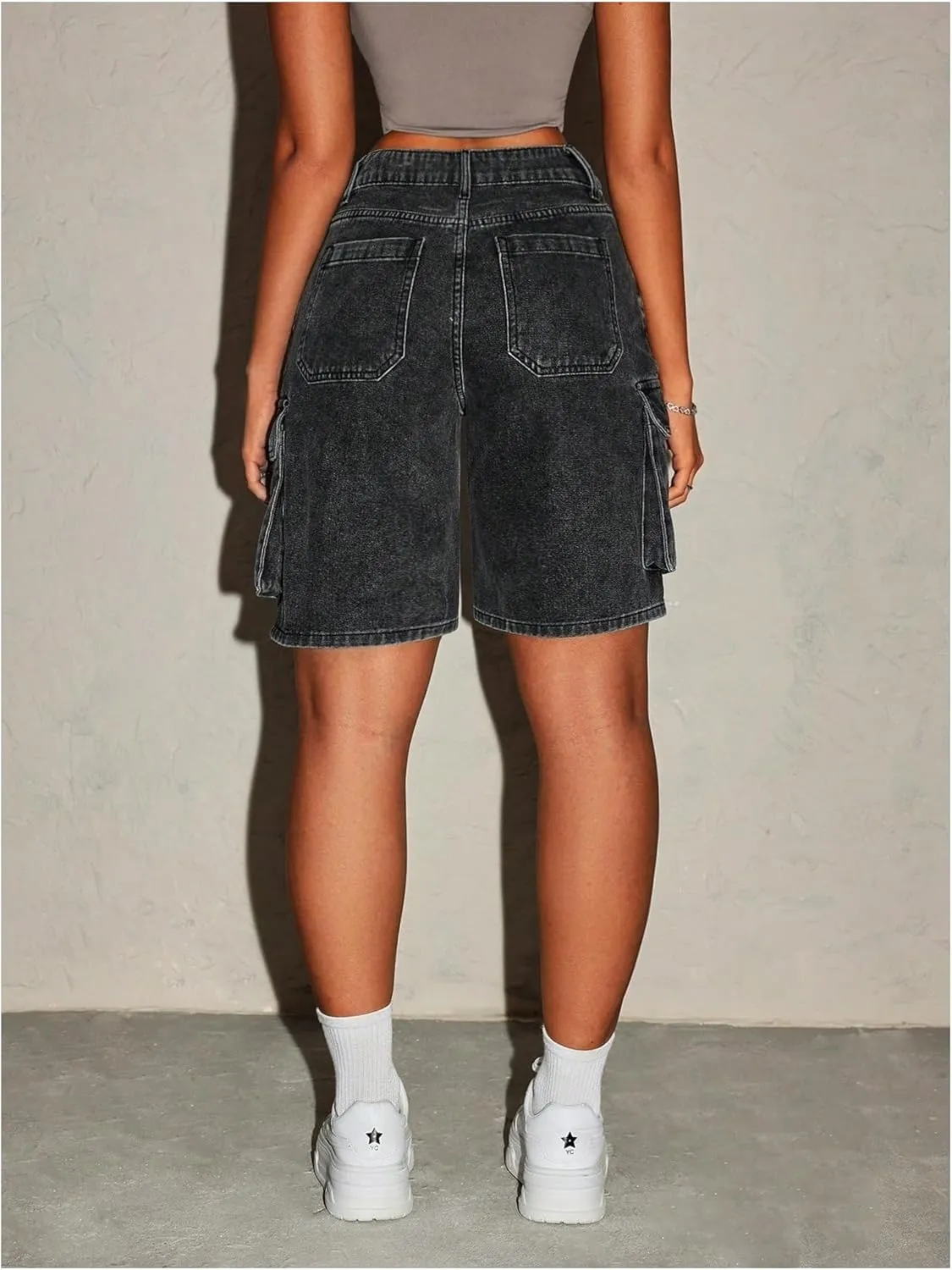 MakeMeChic Women's Low Waist Denim Cargo Shorts Flap Pocket Baggy Y2K Bermuda Jean Shorts