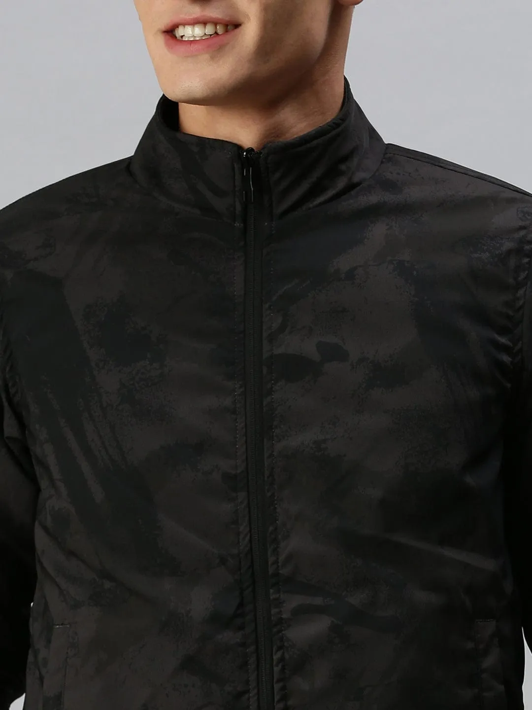 Men Black Camouflage Reversible Puffer Jacket with Patchwork