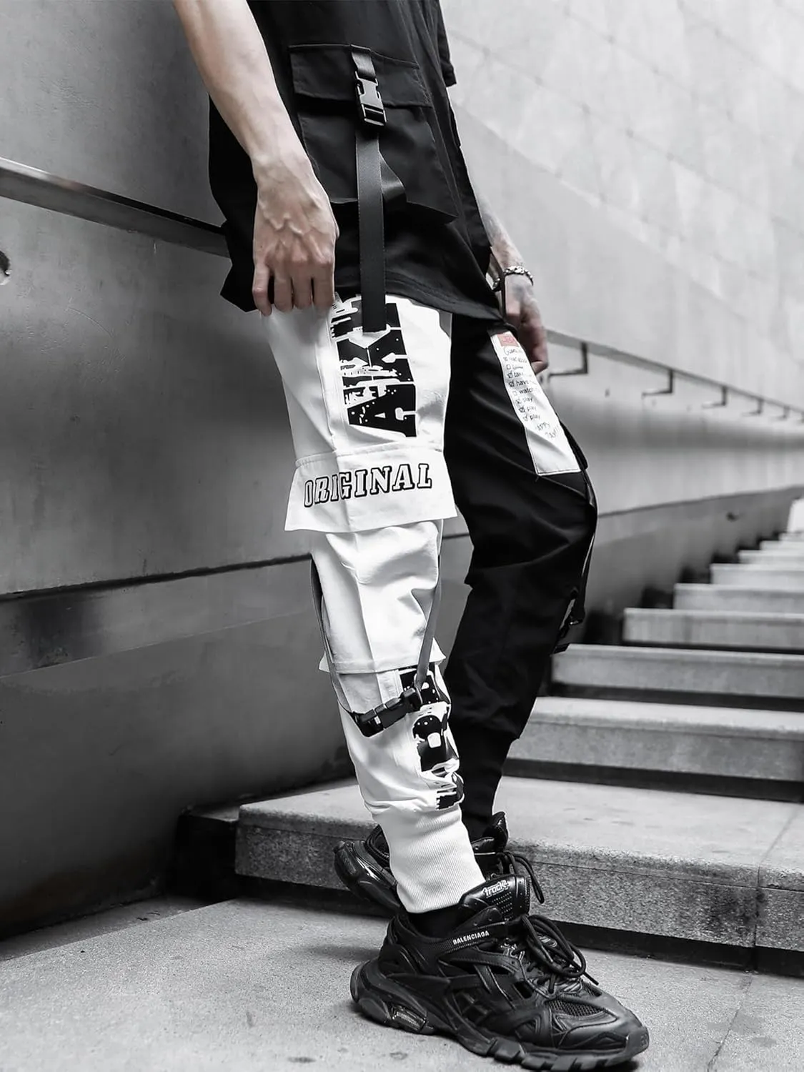 Men's Jogger Pants Punk Cargo Baggy Techwear Hip Hop Harem Pants Streetwear Tactical Track Pants Black White