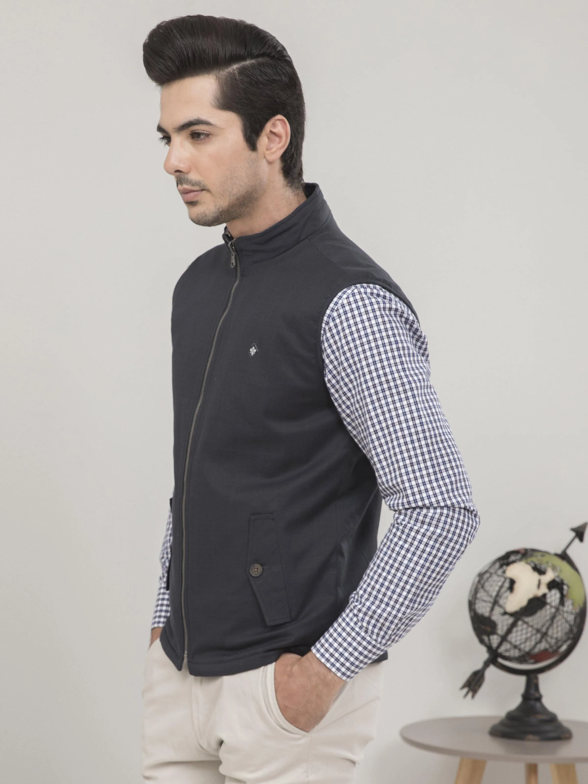 REVERSIBLE SLEEVELESS CHARCOAL BLACK