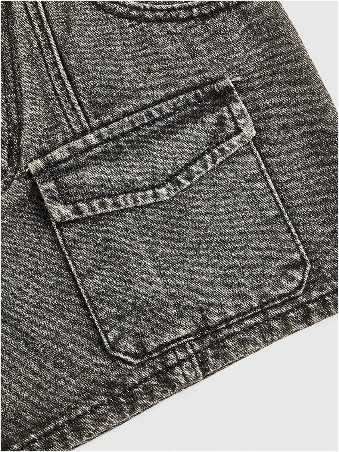 WDIRARA Women's Star Pattern Mini Denim Shorts Summer Y2K Bermuda Shorts with Pockets