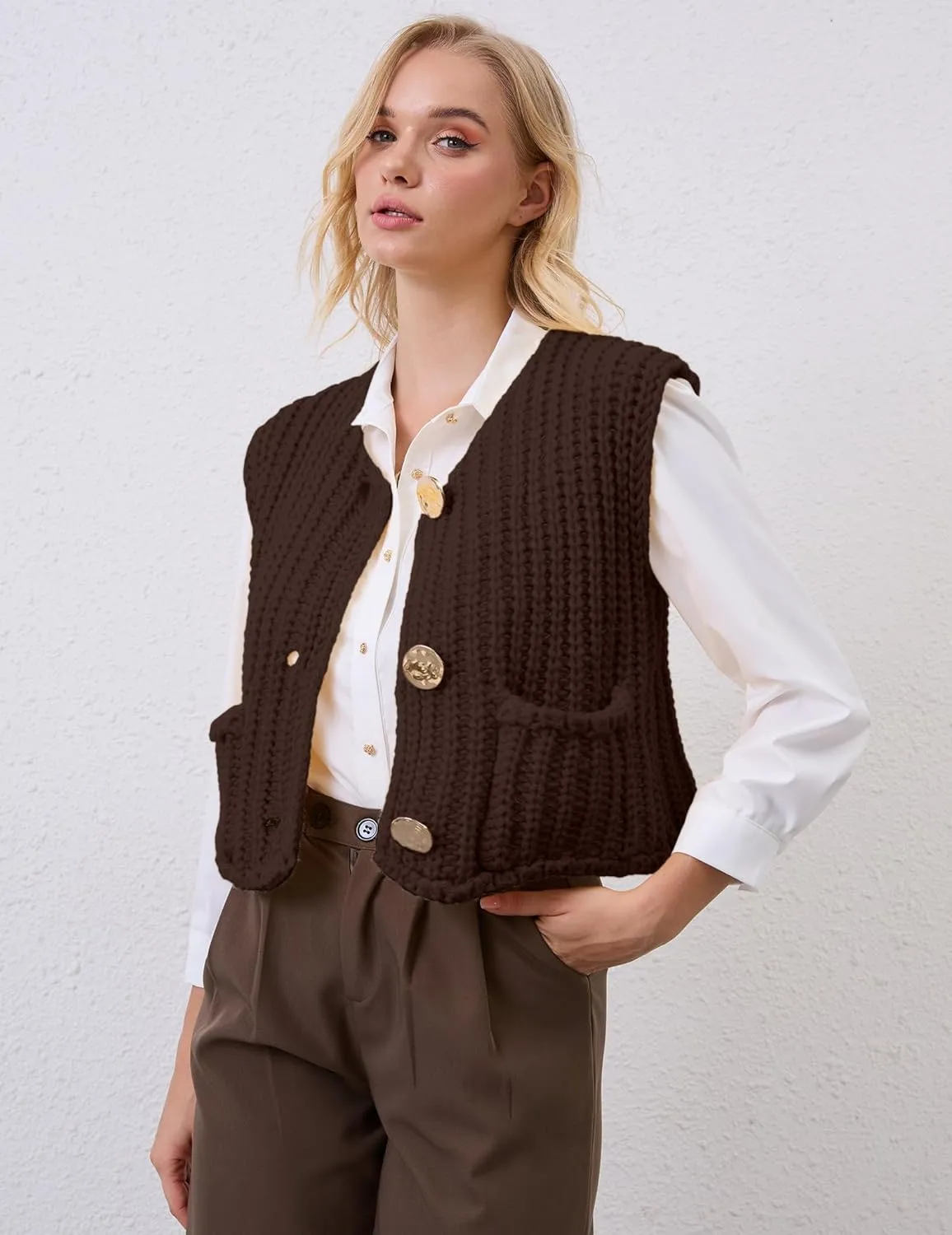 Women Crochet Knit Sweater Vest Button Up Cropped Casual Sleeveless Vest Fashion Vintage Cardigan with Pocket
