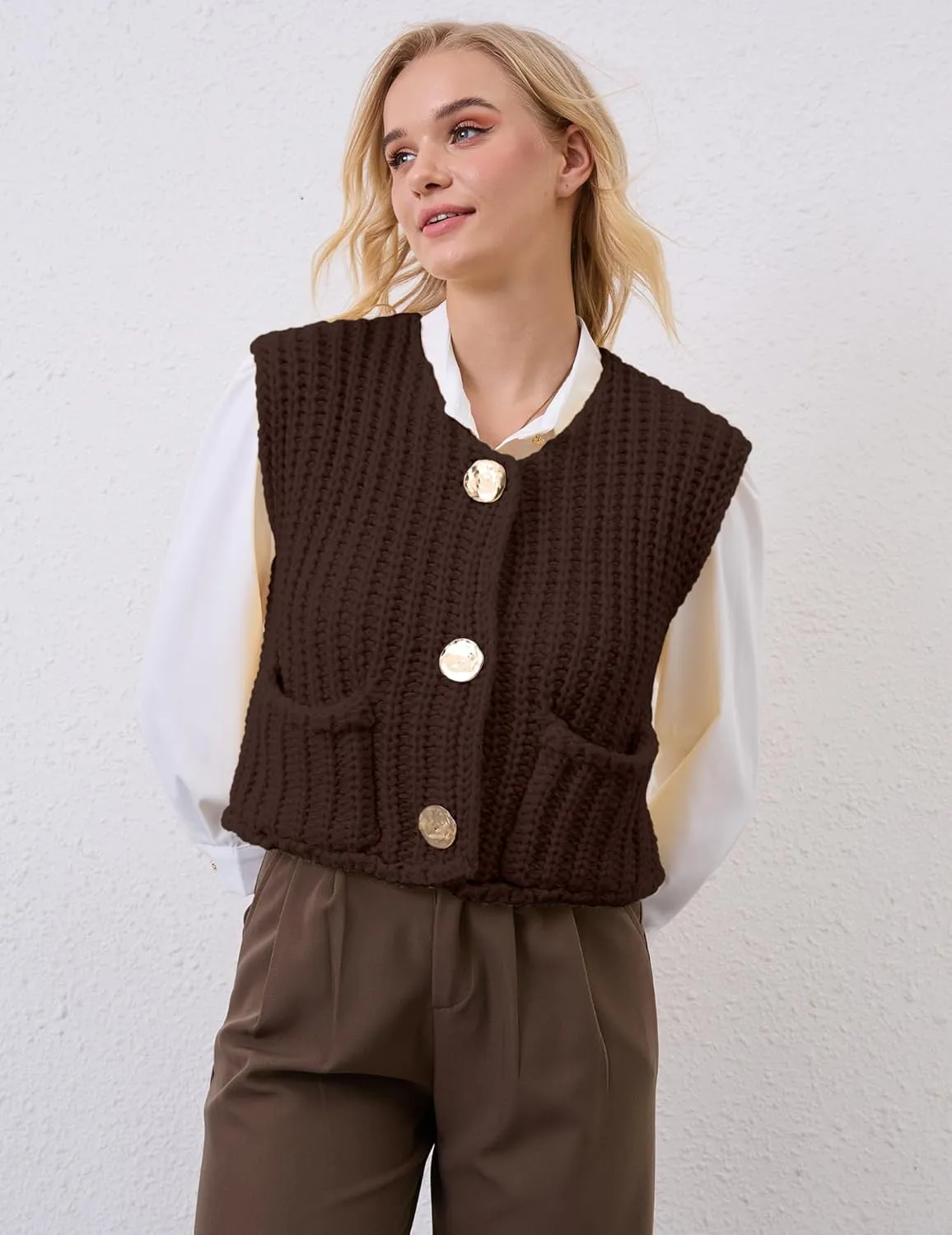 Women Crochet Knit Sweater Vest Button Up Cropped Casual Sleeveless Vest Fashion Vintage Cardigan with Pocket