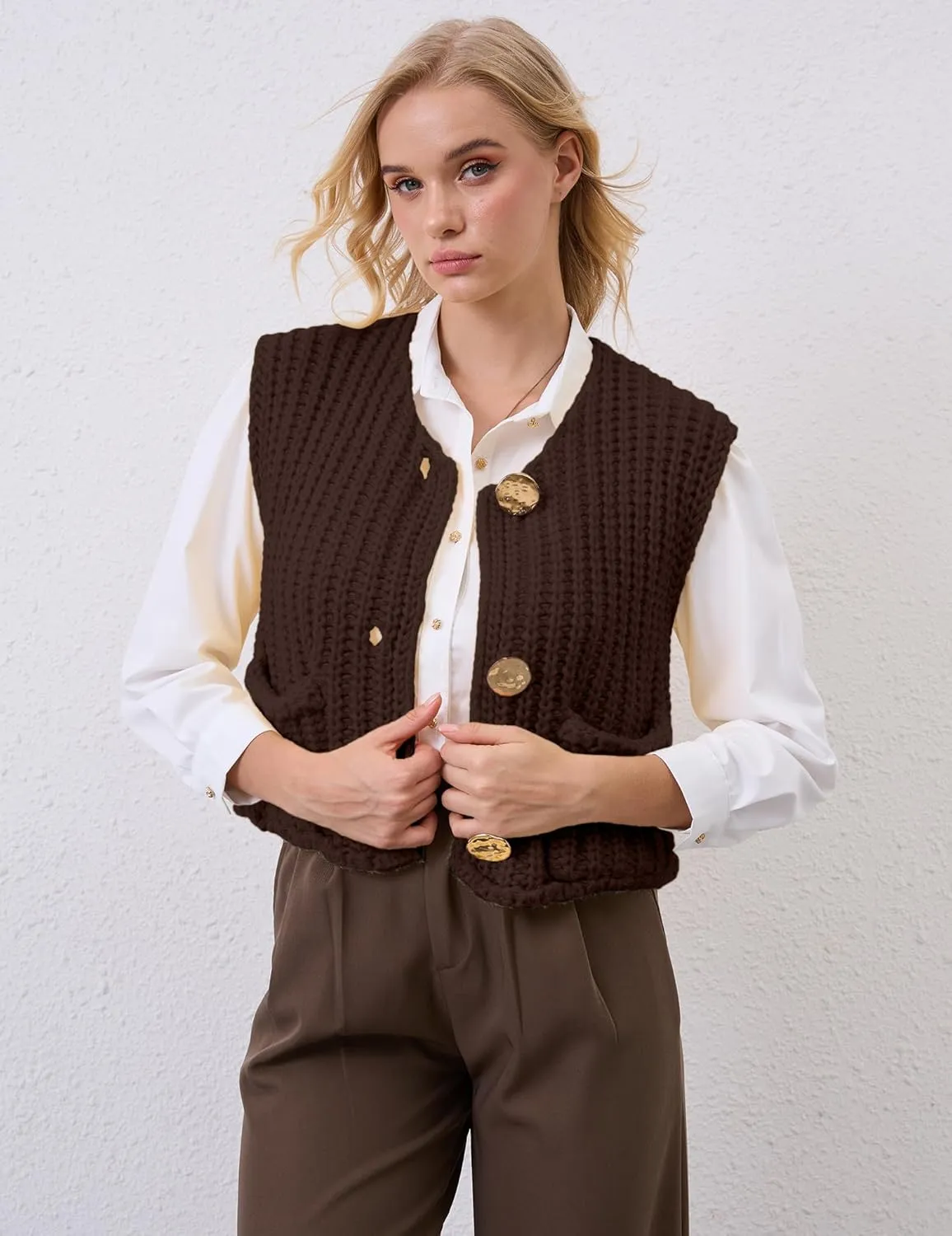 Women Crochet Knit Sweater Vest Button Up Cropped Casual Sleeveless Vest Fashion Vintage Cardigan with Pocket