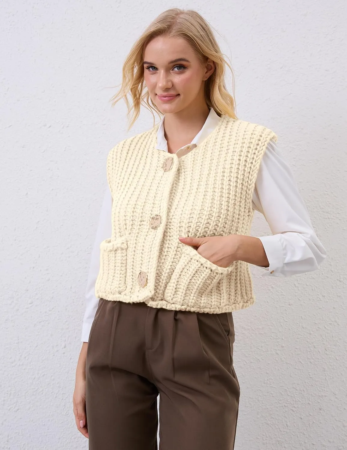 Women Crochet Knit Sweater Vest Button Up Cropped Casual Sleeveless Vest Fashion Vintage Cardigan with Pocket