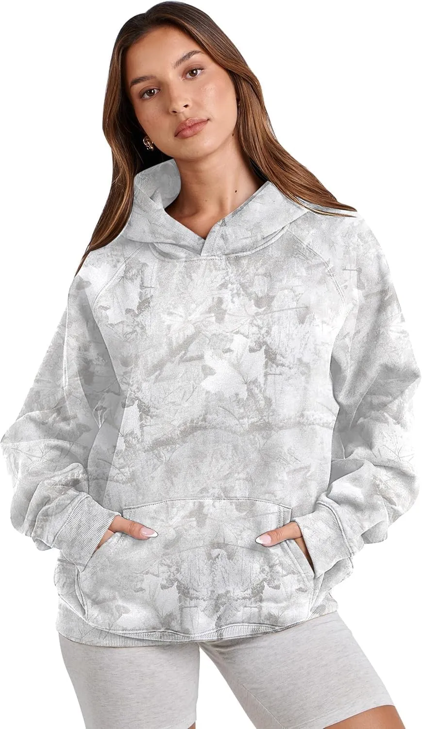 Womens Camo Hoodie Maple Leaf Print Oversized Fleece Hooded Sweatshirt Trendy Graphic Hoodie Pullover with Pocket