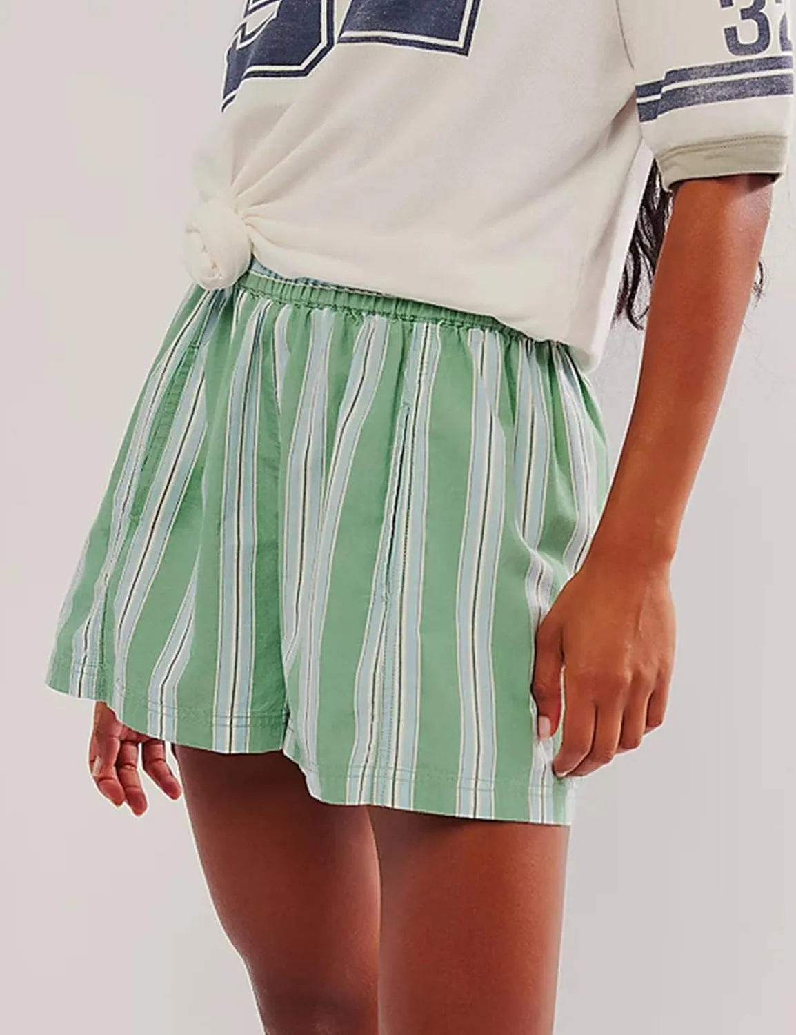 Women's Summer Striped Casual Shorts Elastic High Waist Straight Leg Lounge Shorts with Pockets