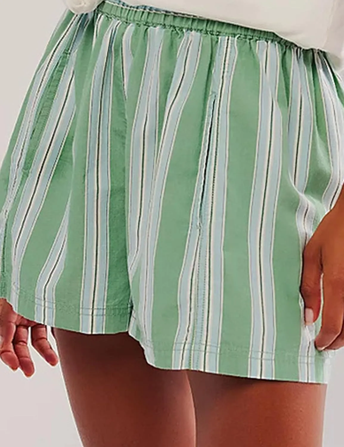 Women's Summer Striped Casual Shorts Elastic High Waist Straight Leg Lounge Shorts with Pockets